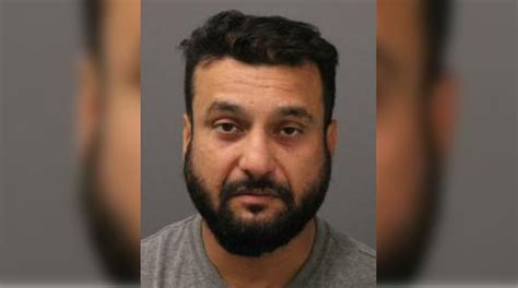Man charged after harassing woman with knife in Vaughan